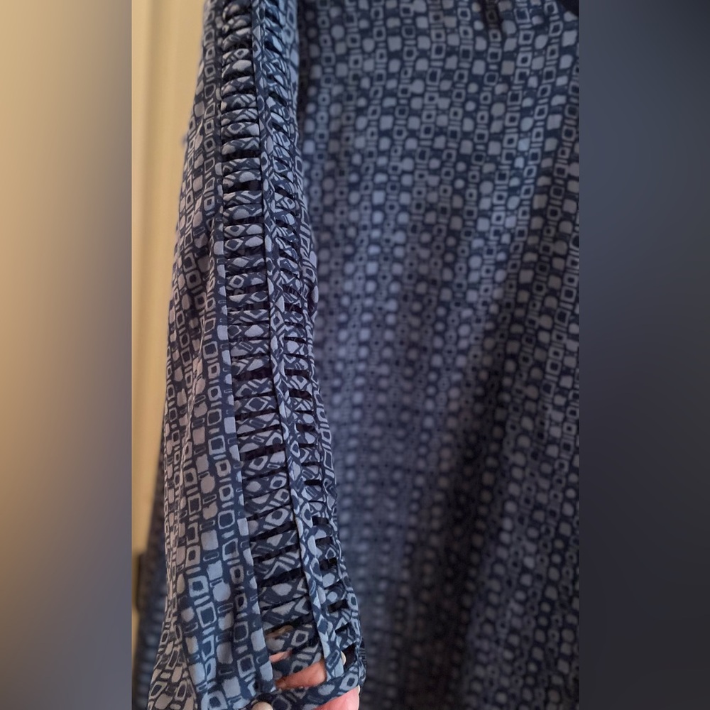๐ฉถSIGRID OLSEN SIGNATURE Boutique Dress Blue on Blue long open cut sleeves SZ XL - Picture 9 of 13